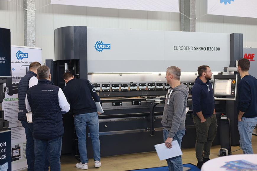 Impressionen der jährlichen VOLZ Fachausstellung 2025