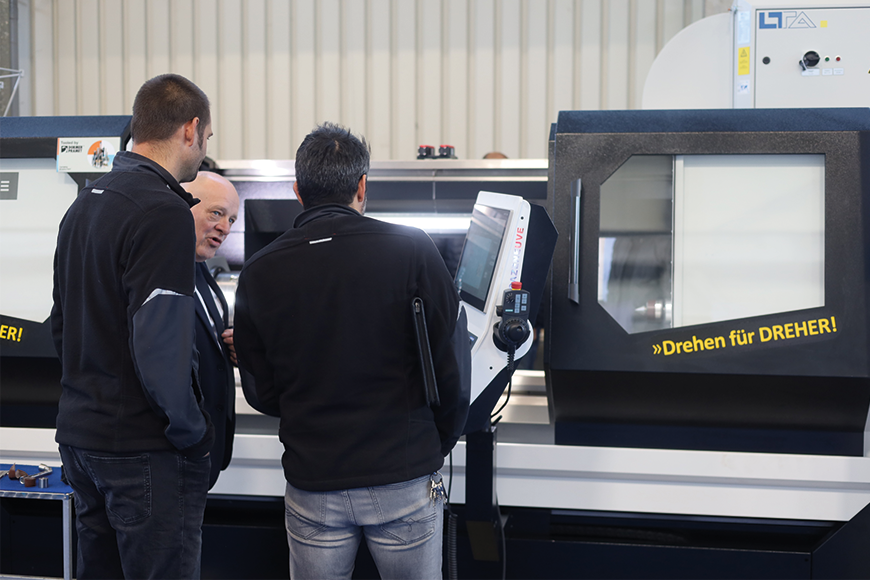 Impressionen der jährlichen VOLZ Fachausstellung 2025