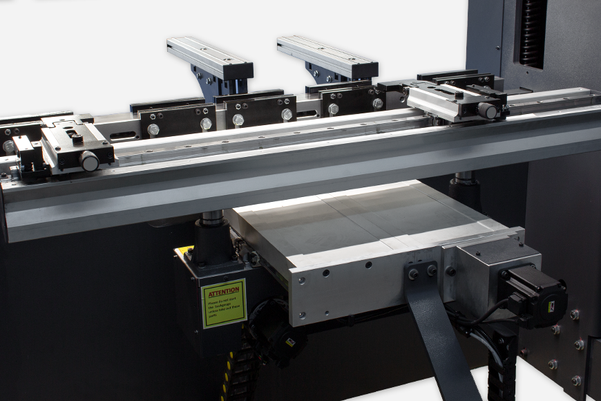 Schneller Hinteranschlag (X / R) mit zwei Anschlagfingern.